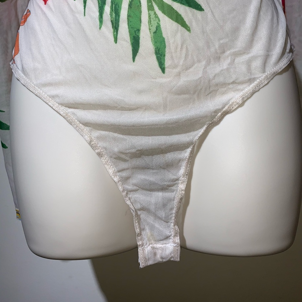 Top - Picture 5 of 12